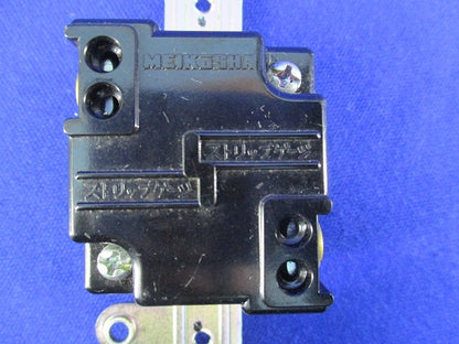 引掛埋込コンセント(4個入) 15A125V