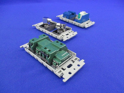 埋込マルチメディアコンセント(グレー) WCZ 9961HK081