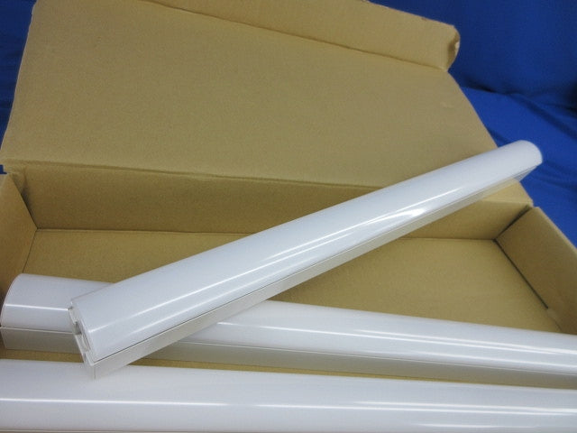 LED照明器具(3本入) TRM550WWD-F1-FPL