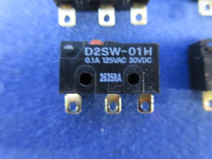 シール型超小形基本スイッチ(10個入) D2SW-01H