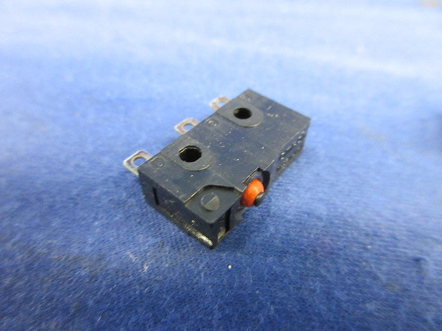 シール型超小形基本スイッチ(10個入) D2SW-01H