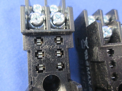 ミニパワーリレーソケットセット(2セット入)(キズ・汚れ有) G2R-2-SN+P2RF-08