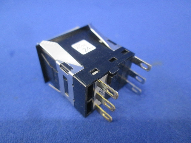 MAシリーズ 長角形照光押ボタンスイッチ(3個入) MA3L-M