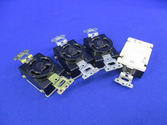 接地3P20A引掛埋込コンセント(4個入) WF2420K