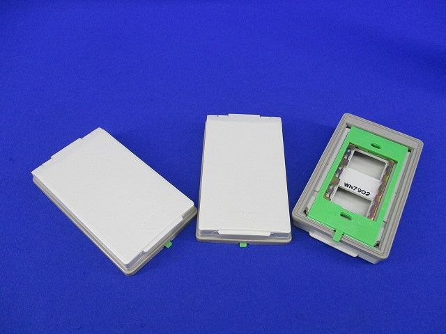 防滴プレート(2コ用 取付枠付)(3個入) WN7902
