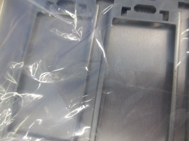 新金属カバープレート3連(取付枠付)(5枚入) WN7593