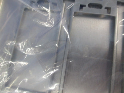 新金属カバープレート3連(取付枠付)(5枚入) WN7593