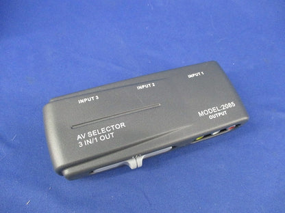 AVセレクター 3入力1出力 MODEL:2085