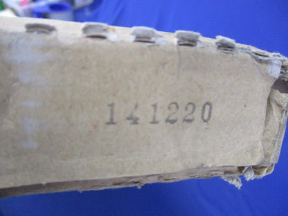 誘導灯リニューアル対応プレート 壁直付型(新品未開梱) FK21747