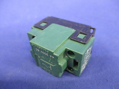 埋込パイロット・ほたるスイッチB(6個入) WT5041