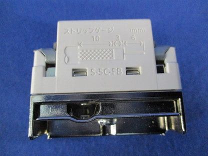 埋込ホーム用高シールドテレビコン(ホワイト) WCS4712W