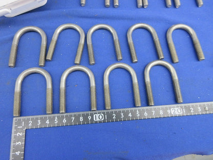 U字ボルトM8(13個入)SUS 型番不明