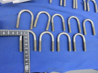 U字ボルトM8(13個入)SUS 型番不明