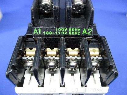 電磁開閉器100V SW-03