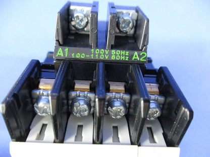 電磁開閉器100V SW-0