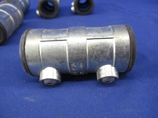 厚鋼ねじなし防水型カップリング(7個入)(キズ・汚れ有) E22