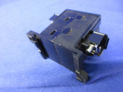 別置形トランス24V TWR522
