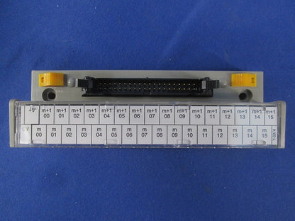 I/Oワイヤリングパックコネクタ端子台+中継ケーブルのセット PCN7-T-2