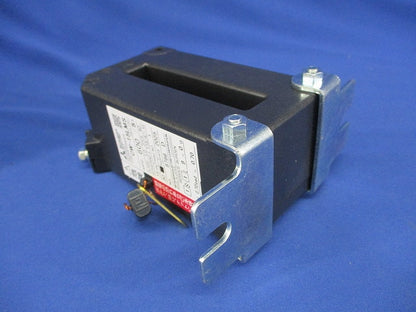 計器用低圧変流器 CW-15LMS600/5A