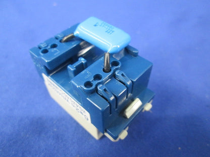 埋込C付テレホンモジュラジャック(6極2心)(6個入)(National WN4623K