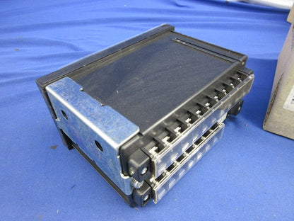 普通電力量計3P3W200V5A50/60Hz M8P-K30VR