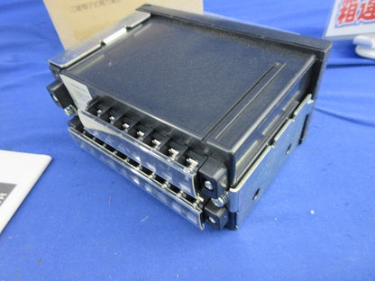 普通電力量計3P3W200V5A50/60Hz(箱違い) M8P-K30VR