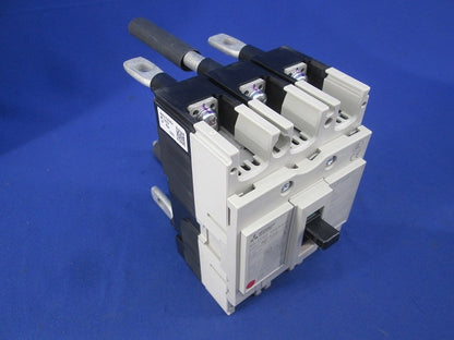 ノーヒュズブレーカ 3P60A(ジャンク品) NF125-CV