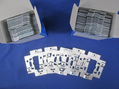 ミニ埋込取付枠(25個入) WN3900