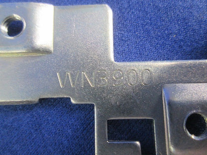 ミニ埋込取付枠(25個入) WN3900