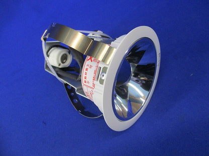 LEDユニバーサルダウンライトφ75 ERD8639W