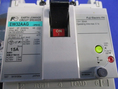 漏電遮断器3P15A EW32AAG