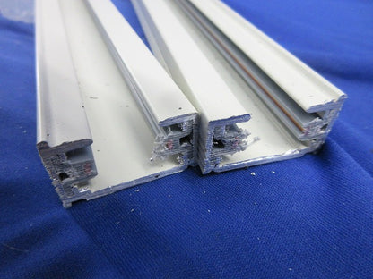 スライドコンセント 配線ダクト用(切断品約1.5m×2個入)白 AEE0213