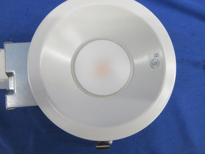 LEDダウンライトφ100(キズ・汚れ有) DDL-6004YWG