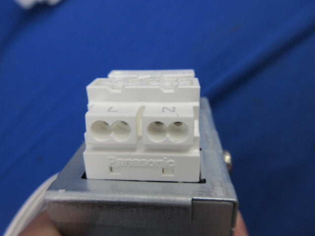 LEDダウンライトφ100(キズ・汚れ有) DDL-6004YWG