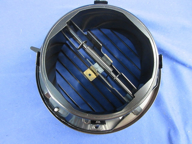 軒天用ベントキャップ(茶)(撮影のため開梱) VB-FE100SAZ2HT