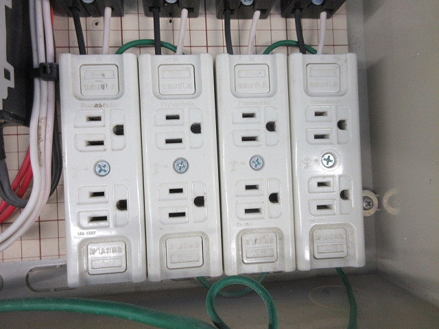 仮設分電盤30A 詳細は写真参照 型番不明