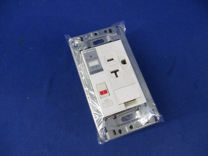 プレトラックコンセント PTCC-BA20SE