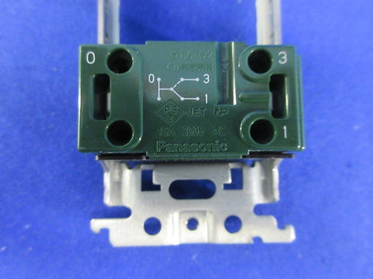 埋込換気扇スイッチセット(3個入)(ハンドル無し) WTC52525