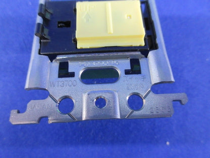 埋込換気扇スイッチセット(3個入)(ハンドル無し) WTC52525