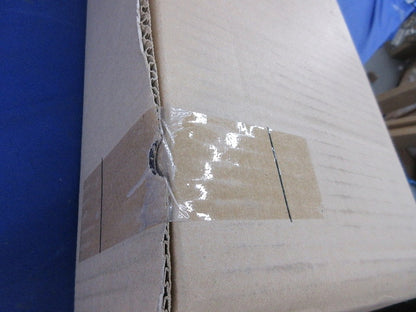 LED一体型階段灯ワイド40形(新品未開梱) NNCF43635LE9