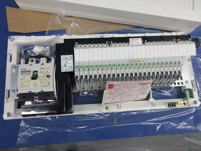 住宅用分電盤3P2E40A ENE4242-SH3T