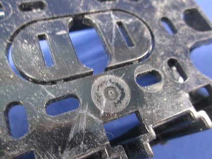 住宅用スイッチボックス(17個入)(キズ・汚れ有) DM82100