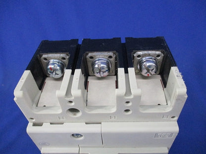 漏電遮断器3P3E225A(ジャンク品) NV250-SW
