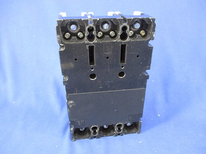 漏電遮断器3P3E225A(ジャンク品) NV250-SW