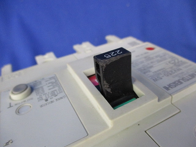 漏電遮断器3P3E225A(ジャンク品) NV250-SW