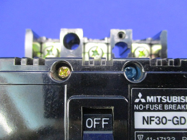 ノーヒューズブレーカ3P5A(ジャンク品) NF30-GD
