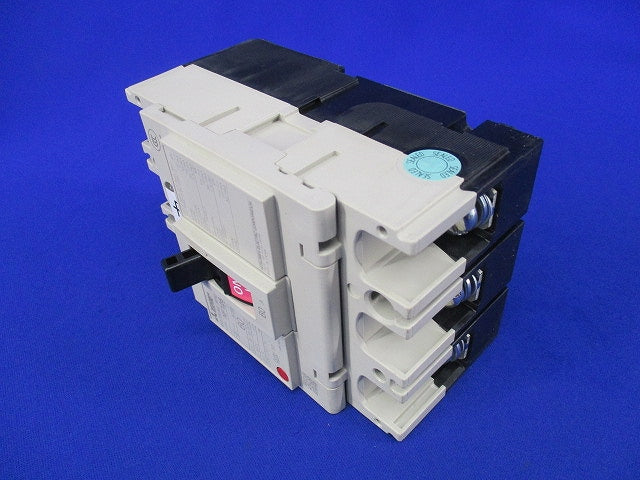 ノーヒュズブレーカ 3P60A NF125-CV