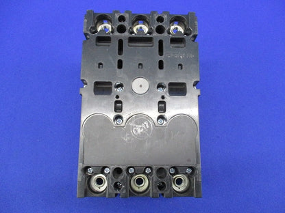 サーキットブレーカ3P225A BBW-225C