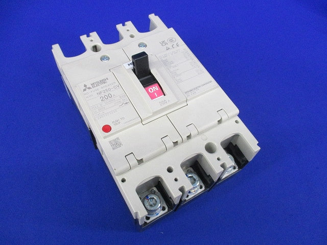 ノーヒューズブレーカ 3P200A NF250-CV