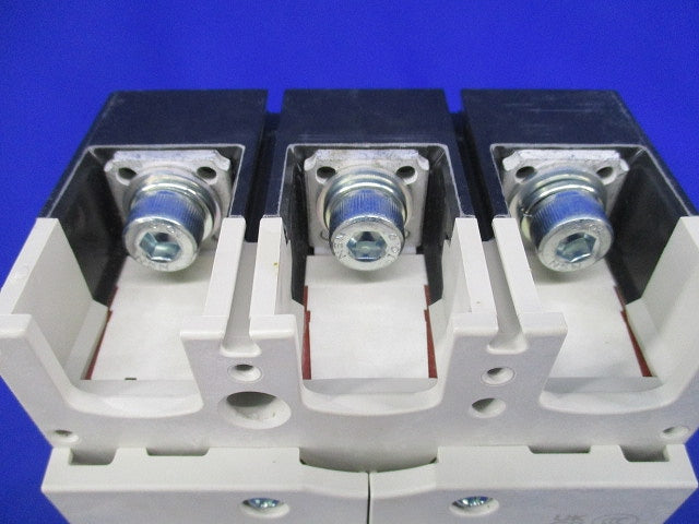 ノーヒューズブレーカ 3P200A NF250-CV